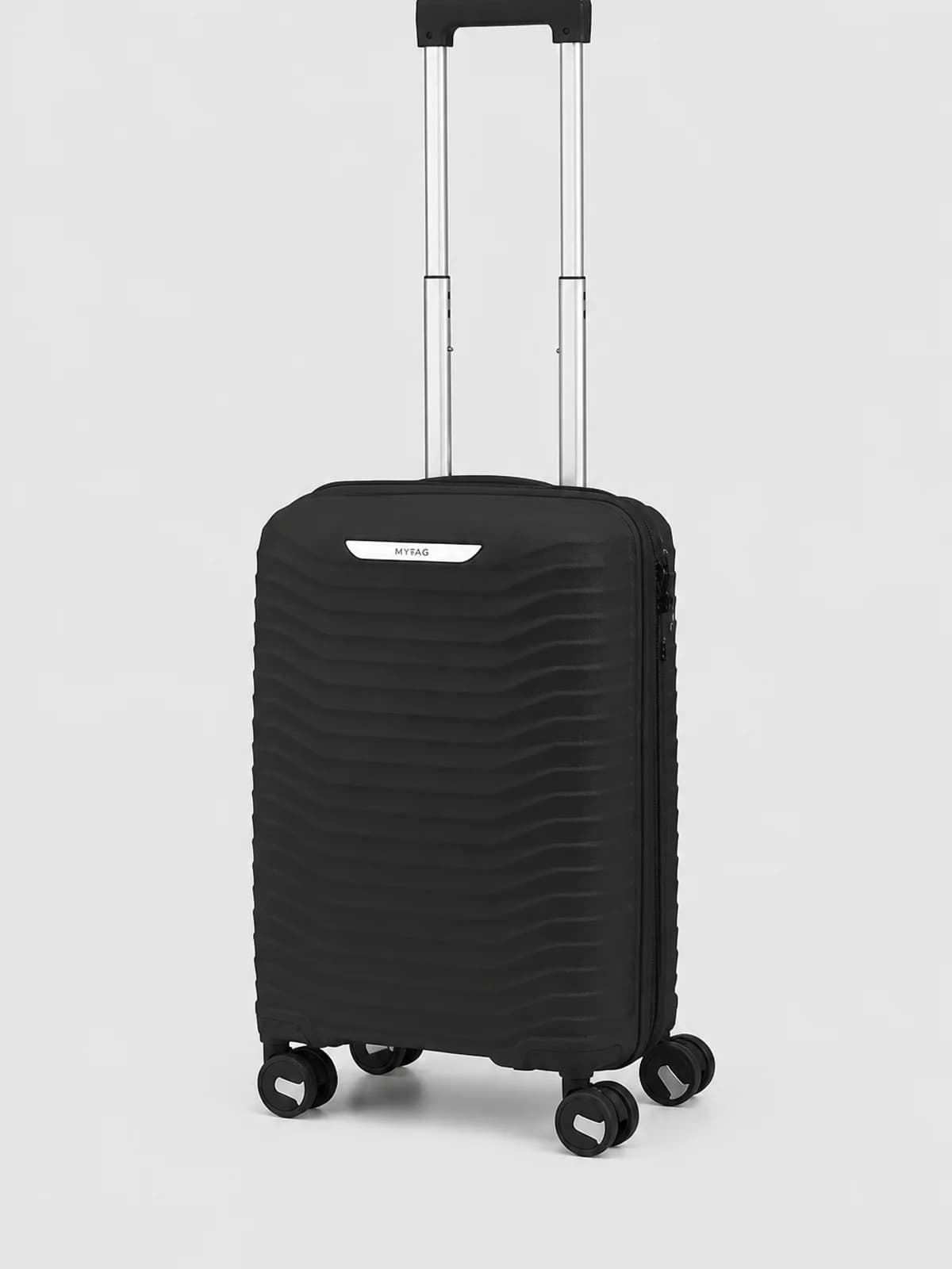 Чемодан MyBag Classic S (черный)