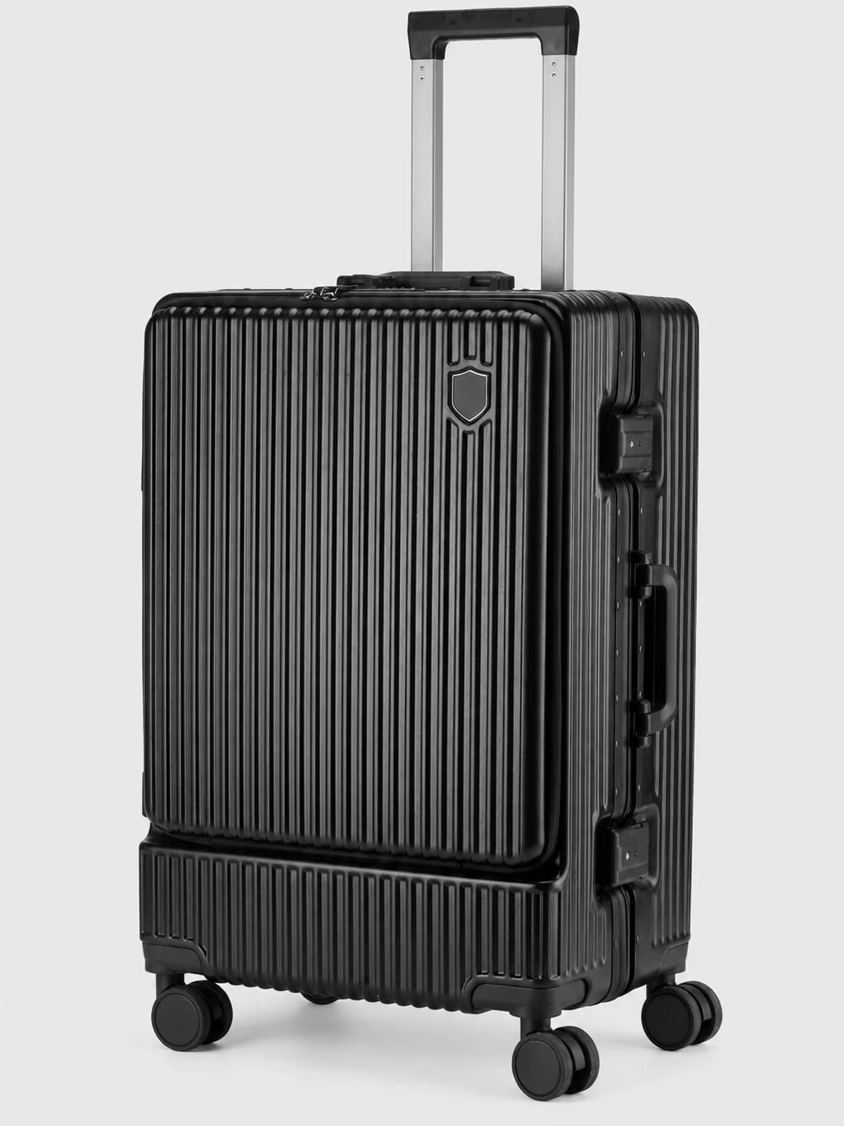 Чемодан Odyssey M (черный)