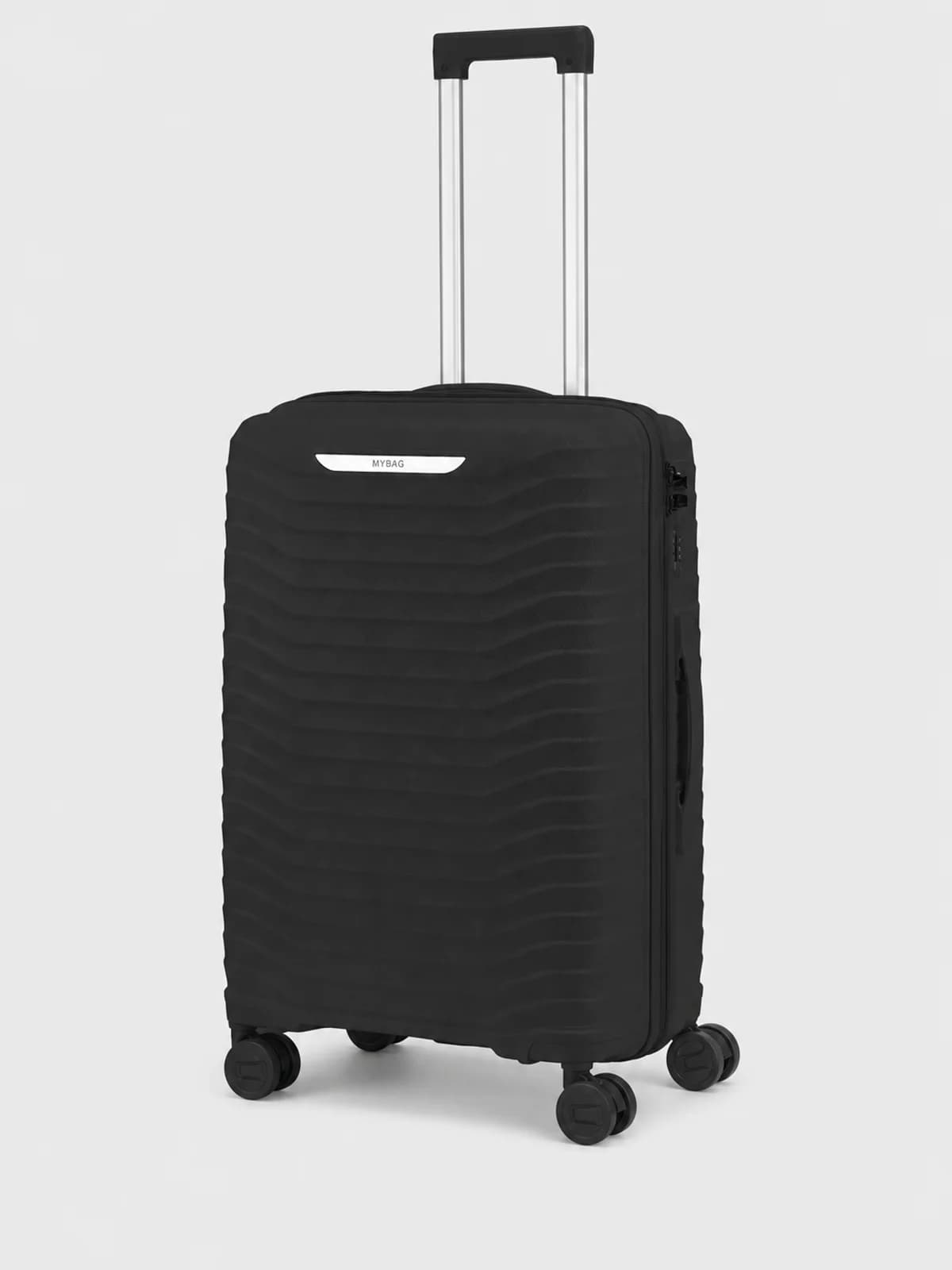 Чемодан MyBag Classic M (черный)