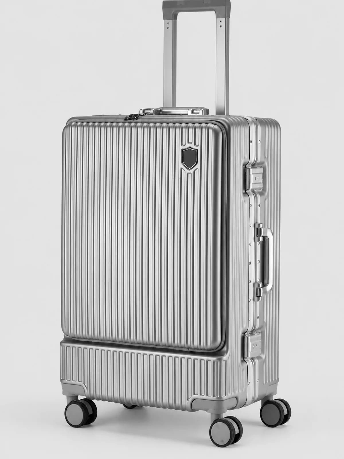 Чемодан Odyssey M (серебро)