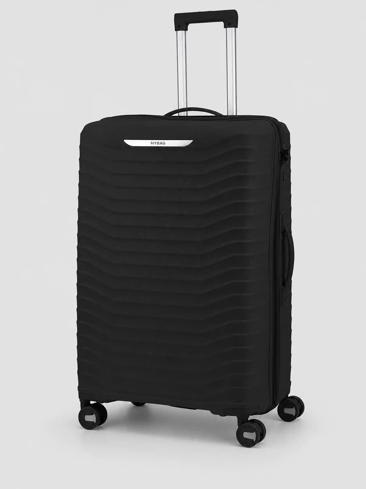 Чемодан MyBag Classic L (черный)